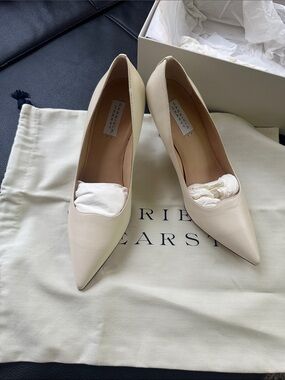 Gabriela Hearst
Sofia 70MM Cylinder-Heel Leather Pumps